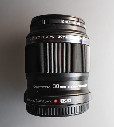 System zuiko 30mm - om-system,