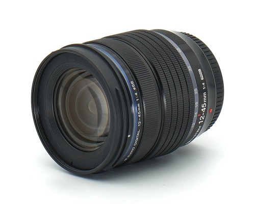 System zuiko digital - om,