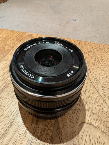 Olympus 17mm objektiv - 17mm, f1.8